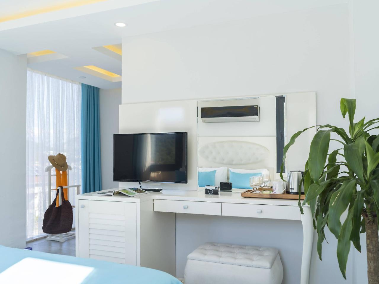 Monastery Suites Hotel Ölüdeniz Zewnętrze zdjęcie