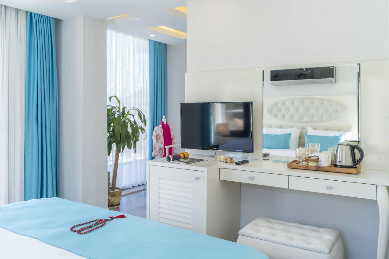 Monastery Suites Hotel Ölüdeniz Zewnętrze zdjęcie